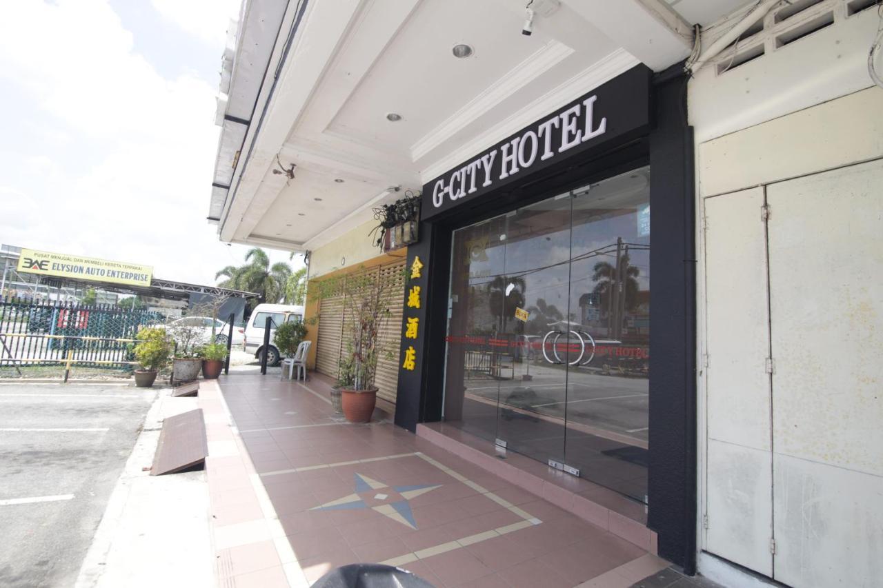 G City Hotel Teluk Intan Buitenkant foto