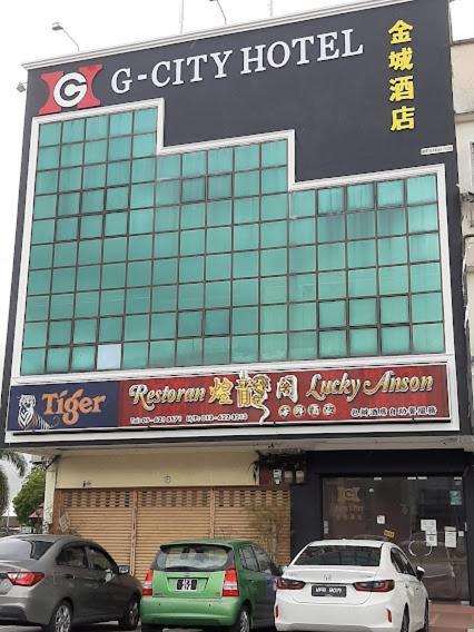 G City Hotel Teluk Intan Buitenkant foto