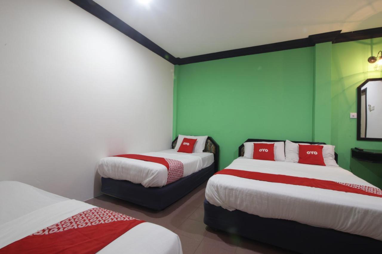 G City Hotel Teluk Intan Buitenkant foto
